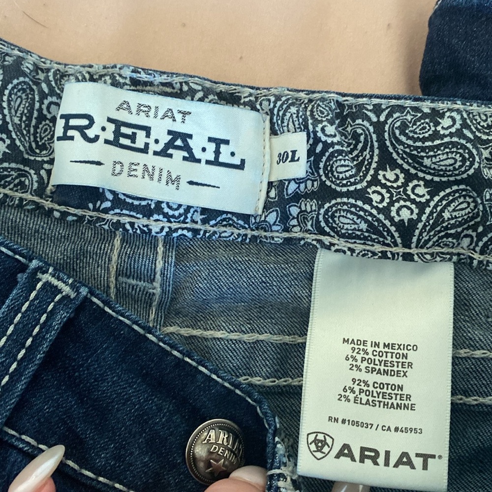 Ariat jeans - Picture 3 of 4